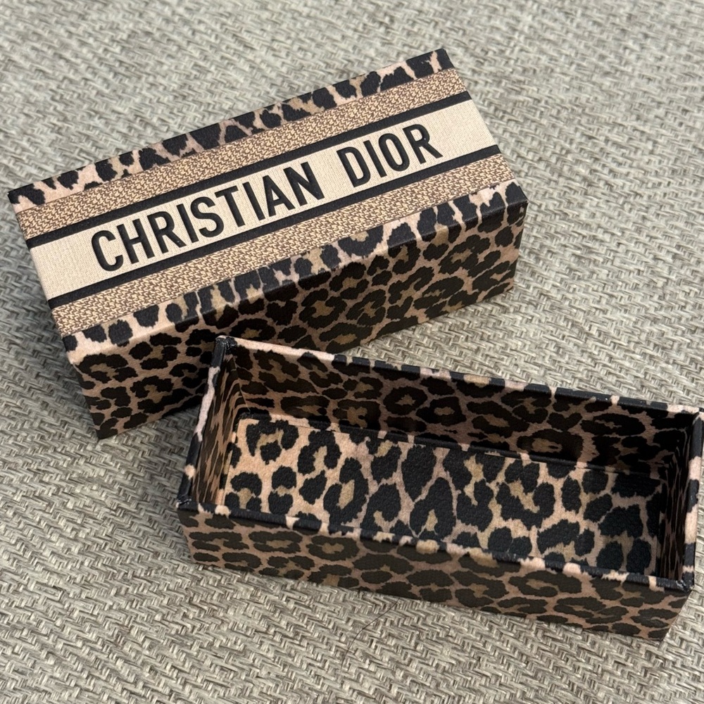 Dior Beauty Anmial Print Lipstick Holder - Picture 3 of 4